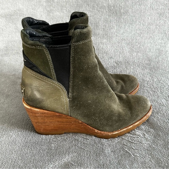 Sorel After Hours Chelsea Ankle Boots Sz 8.5 - Picture 4 of 6